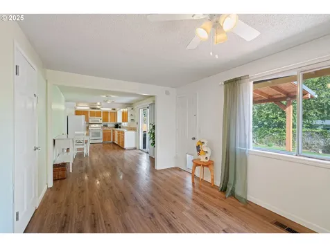 1112 NE 109th Street Vancouver WA 98685