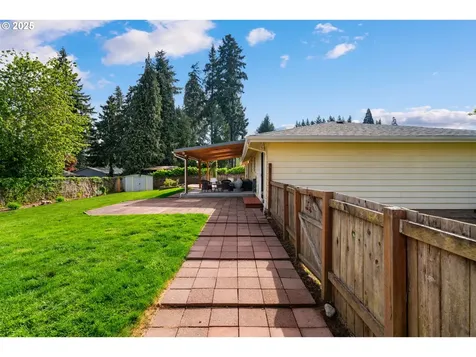 1112 NE 109th Street Vancouver WA 98685