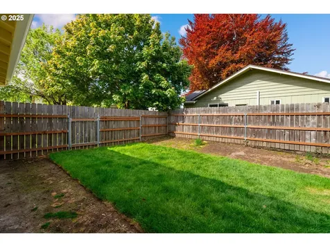 1112 NE 109th Street Vancouver WA 98685