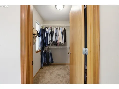 2320 NW Meadows Drive Mcminnville OR 97128