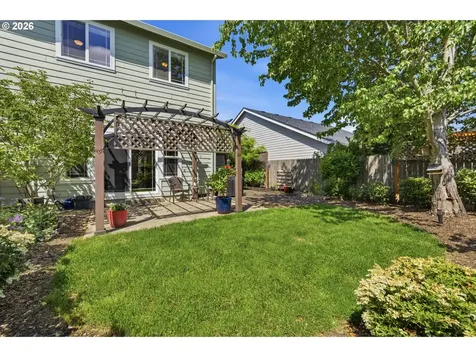 2320 NW Meadows Drive Mcminnville OR 97128