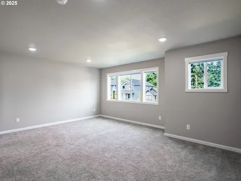 6301 NE 127th Street Vancouver WA 98686