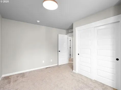 6301 NE 127th Street Vancouver WA 98686