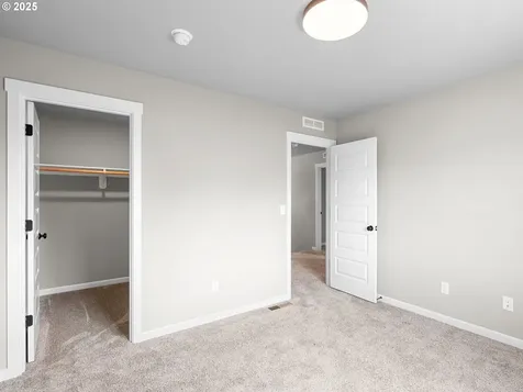 6301 NE 127th Street Vancouver WA 98686