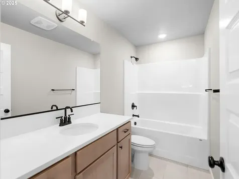 6301 NE 127th Street Vancouver WA 98686