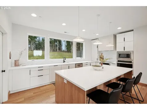 3721 NW 378th Street La Center WA 98629