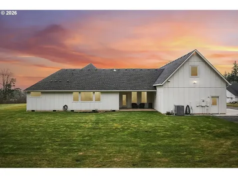 3721 NW 378th Street La Center WA 98629