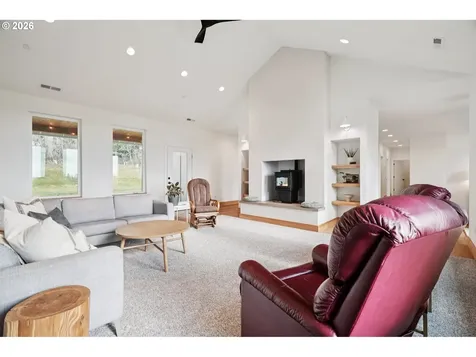 3721 NW 378th Street La Center WA 98629
