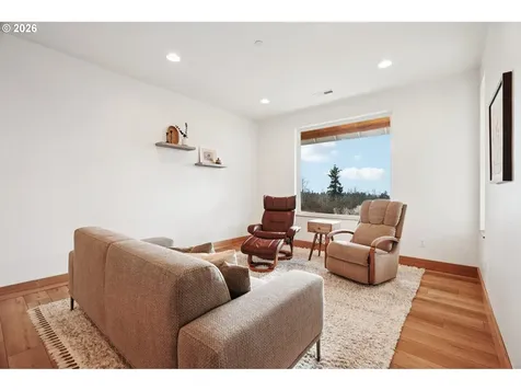 3721 NW 378th Street La Center WA 98629