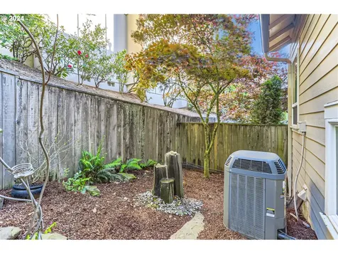 2520 NW Jean Lane Portland OR 97229