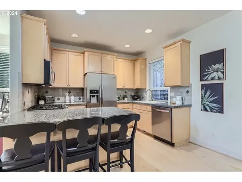2520 NW Jean Lane Portland OR 97229