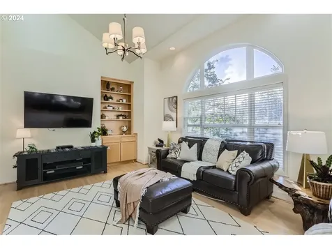 2520 NW Jean Lane Portland OR 97229