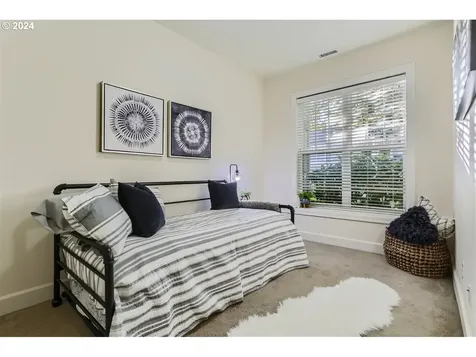 2520 NW Jean Lane Portland OR 97229