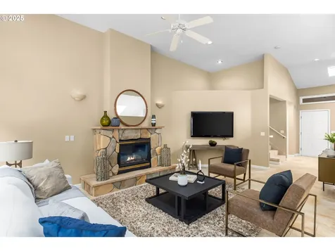 15104 SW Garnet Court Beaverton OR 97007