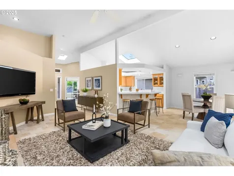 15104 SW Garnet Court Beaverton OR 97007