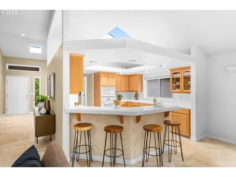 15104 SW Garnet Court Beaverton OR 97007