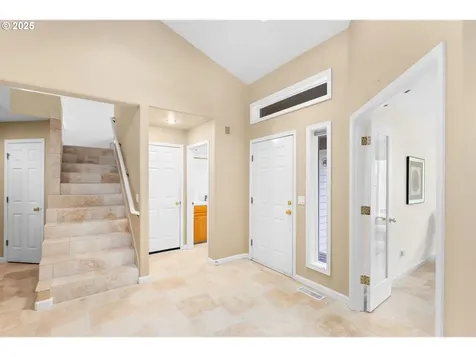 15104 SW Garnet Court Beaverton OR 97007