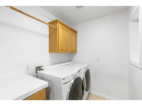 15104 SW Garnet Court Beaverton OR 97007