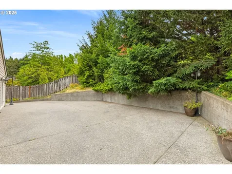 15104 SW Garnet Court Beaverton OR 97007