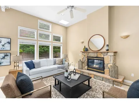 15104 SW Garnet Court Beaverton OR 97007