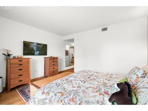1030 NW Johnson Street Portland OR 97209