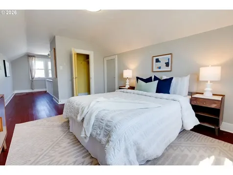 405 SE 85th Avenue Portland OR 97216