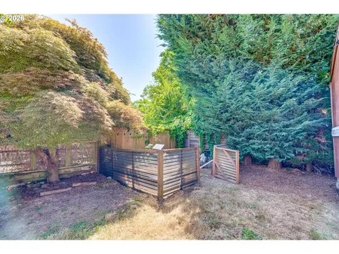 405 SE 85th Avenue Portland OR 97216