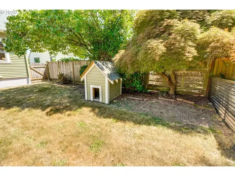 405 SE 85th Avenue Portland OR 97216