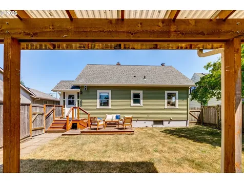 405 SE 85th Avenue Portland OR 97216