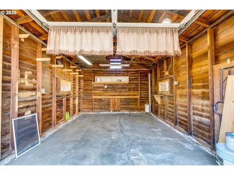 405 SE 85th Avenue Portland OR 97216
