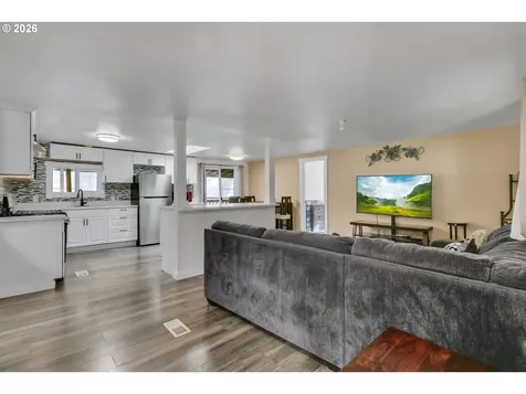 3001 S 288th Street Federal Way WA 98003