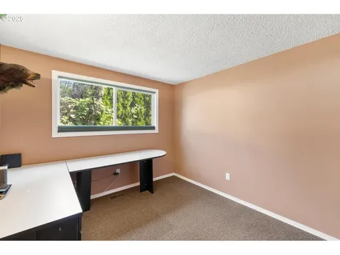 17039 S Bradley Road Oregon City OR 97045