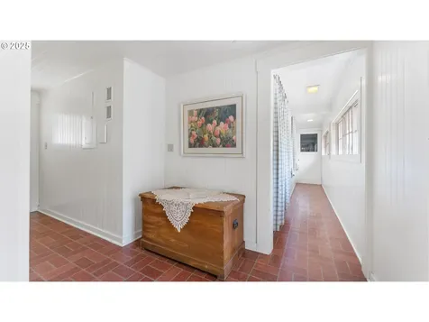 812 E 2nd Street Coquille OR 97423