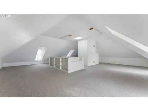 812 E 2nd Street Coquille OR 97423