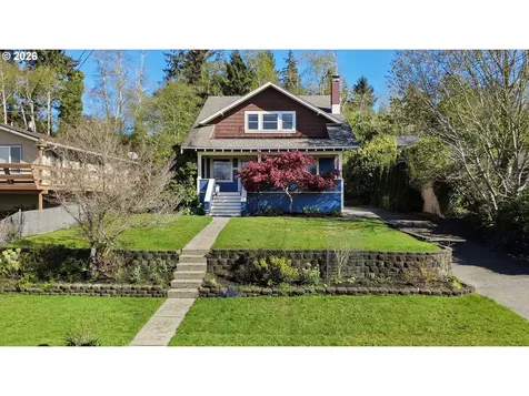 538 Mcclure Avenue Astoria OR 97103