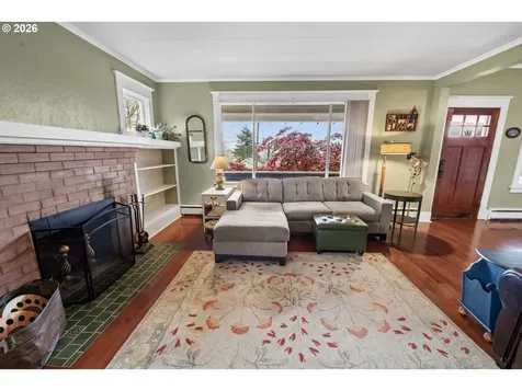 538 Mcclure Avenue Astoria OR 97103