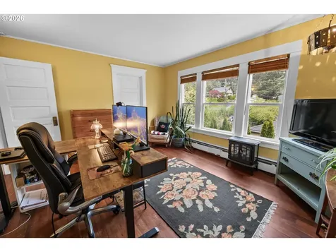 538 Mcclure Avenue Astoria OR 97103