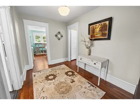 538 Mcclure Avenue Astoria OR 97103