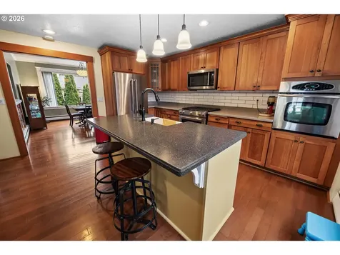 538 Mcclure Avenue Astoria OR 97103