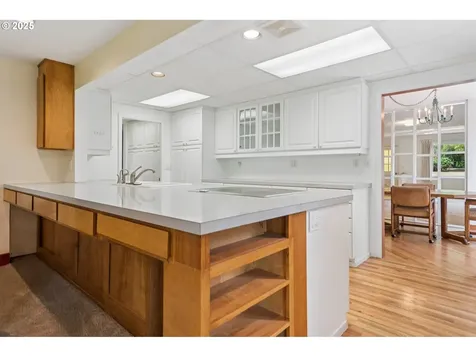 465 SE 24th Avenue Hillsboro OR 97123