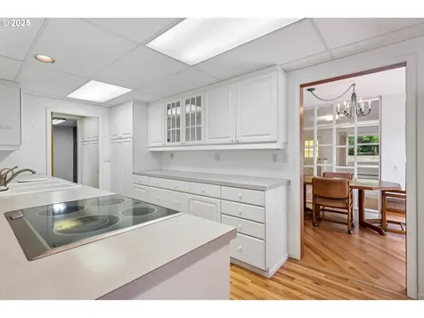 465 SE 24th Avenue Hillsboro OR 97123