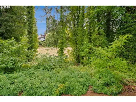 465 SE 24th Avenue Hillsboro OR 97123