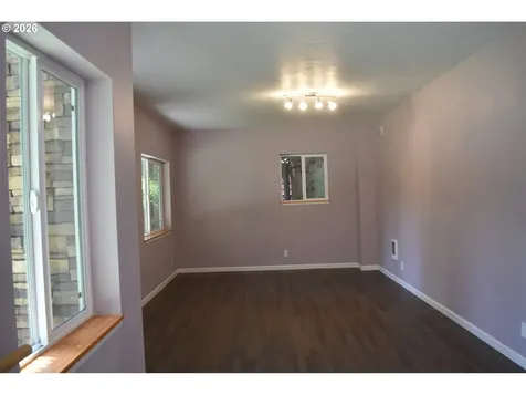 25811 Siuslaw River Road Lorane OR 97451
