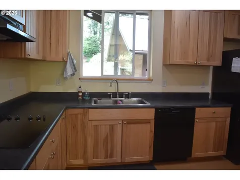 25811 Siuslaw River Road Lorane OR 97451