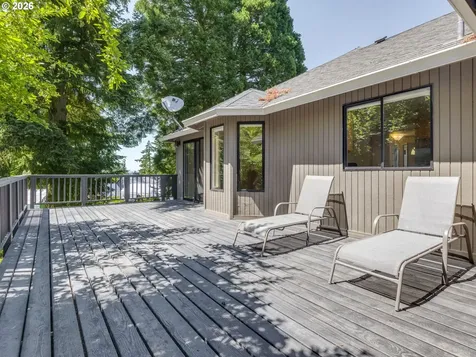 8131 SW 56th Avenue Portland OR 97219