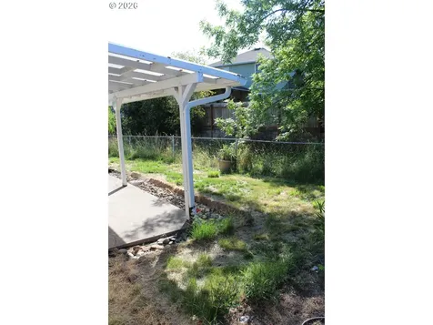4942 NE Oak Park Drive Salem OR 97305