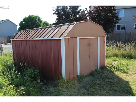4942 NE Oak Park Drive Salem OR 97305