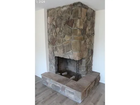 4942 NE Oak Park Drive Salem OR 97305