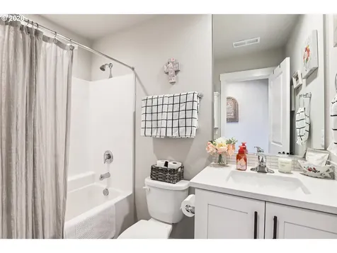 11489 SE Pleasant Valley Parkway Happy Valley OR 97086
