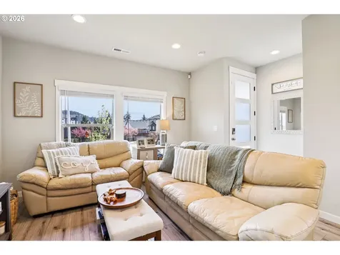 11489 SE Pleasant Valley Parkway Happy Valley OR 97086